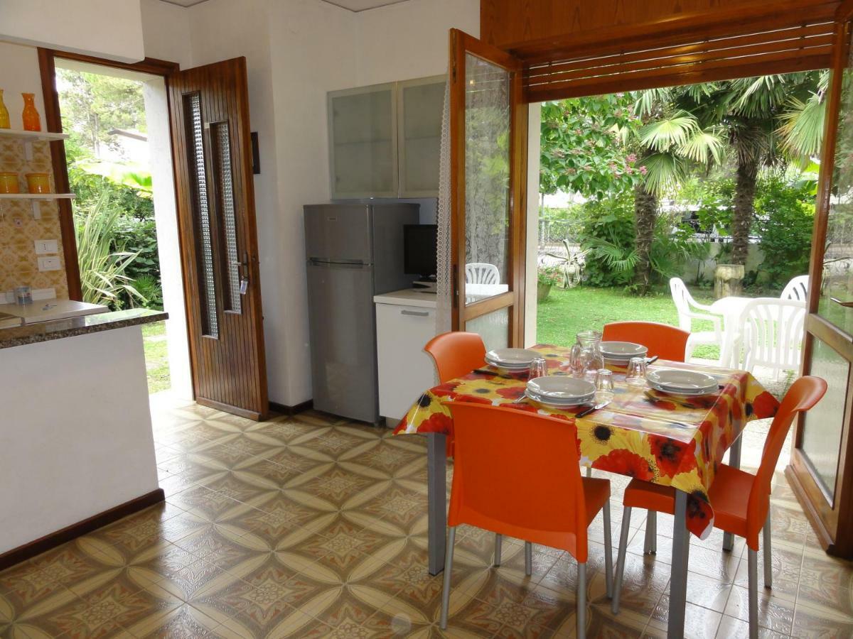 Villa Galasso Бибионе Екстериор снимка