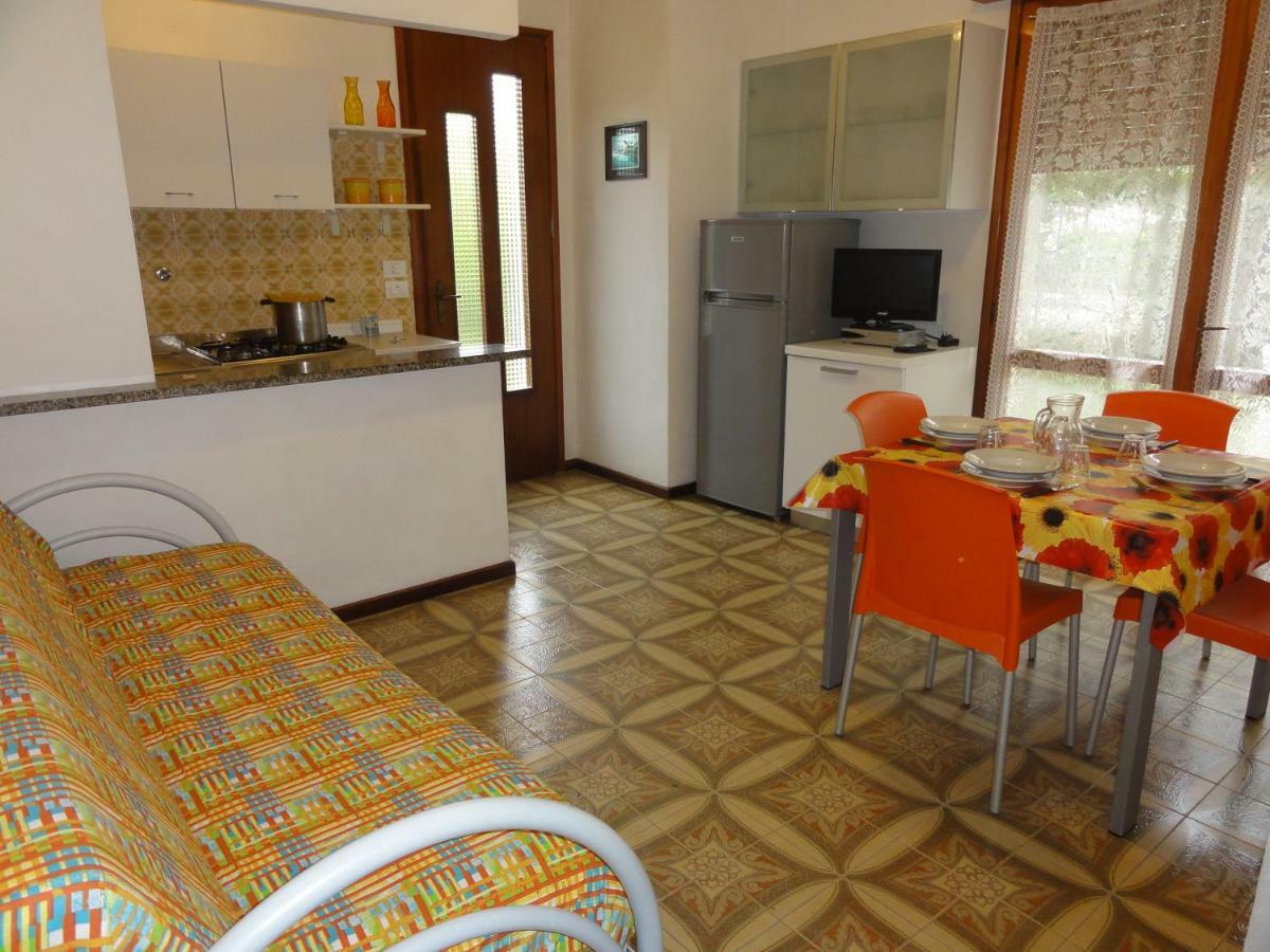 Villa Galasso Бибионе Екстериор снимка